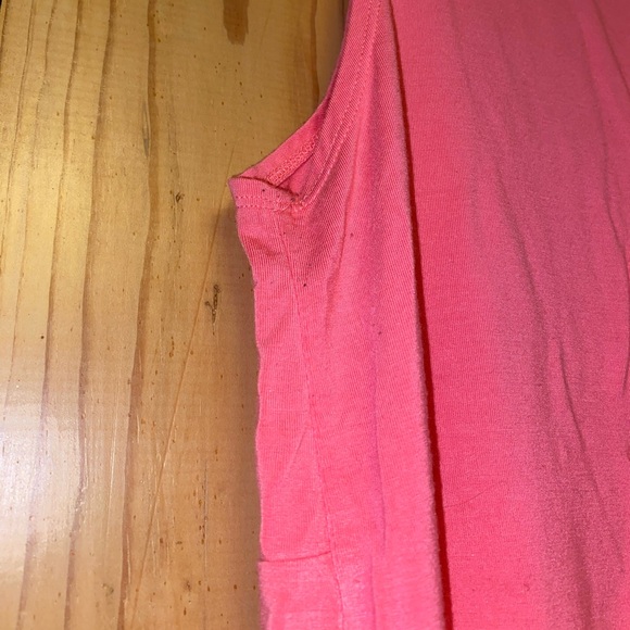 Pink Tank - Picture 5 of 7